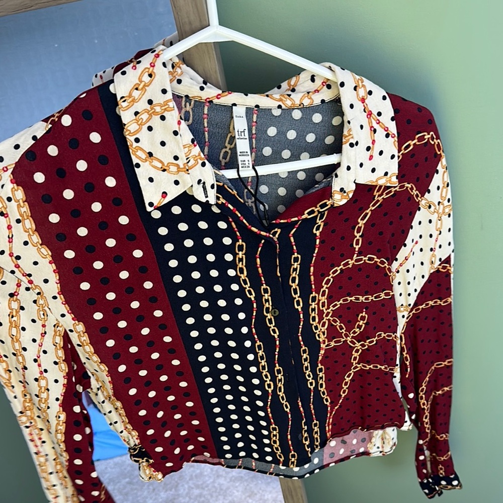 Zara Red and Blue Long Sleeve Graphic Button Down Shirt